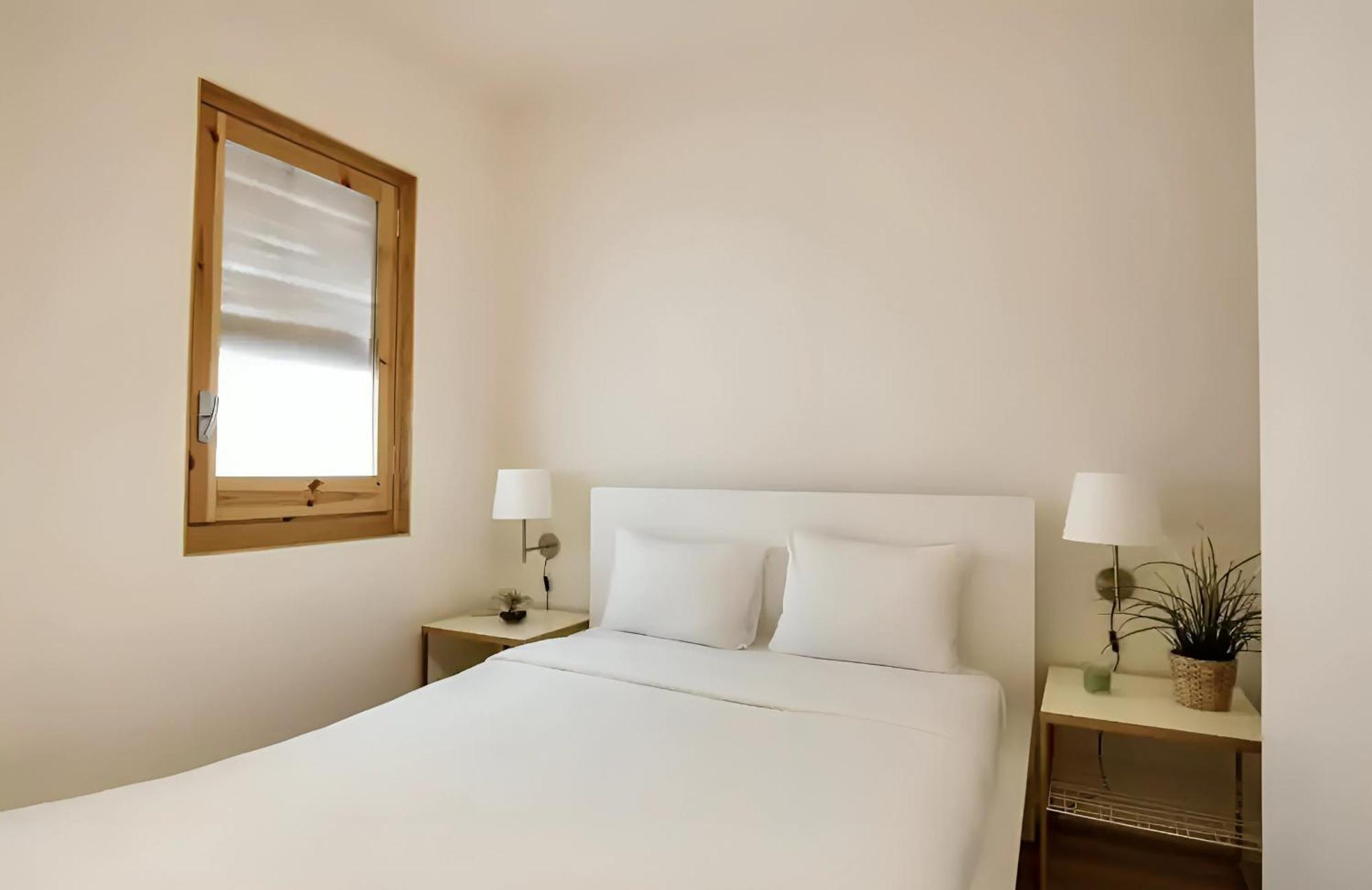Urban Flats Park Guell Apartment Barcelona